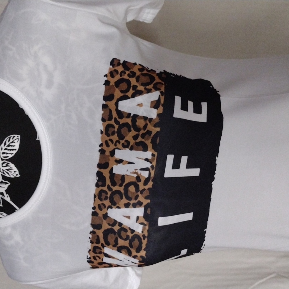 New! Mama Life tee - Picture 3 of 7